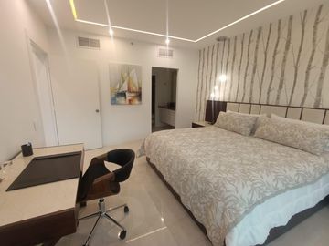 Suite de Lujo en venta con beneficios del Hotel J.W. Marriott, Quito, Centro Norte