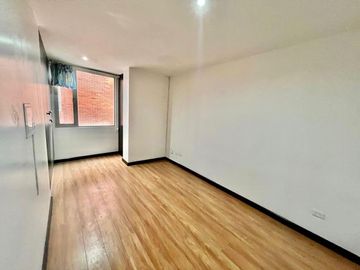 VENDO DEPARTAMENTO 3 DORMITORIOS PISO ALTO SECTOR BELLAVISTA