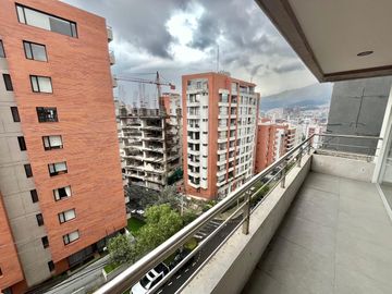 VENDO DEPARTAMENTO 3 DORMITORIOS PISO ALTO SECTOR BELLAVISTA