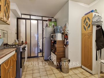 Departamento en primer piso en Avenida Angamos