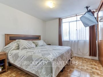 Departamento en primer piso en Avenida Angamos