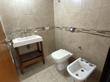 venta 1 dormitorio cochera echesortu 2 balcones amplios