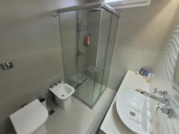 VENTA Departamento  4 Ambientes 2 Balcones  Luminoso  Parque Lezama
