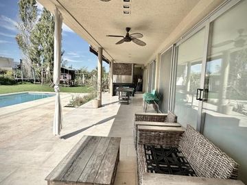CASA EN VENTA - 6 AMB - PILETA - BARRIO EL REBENQUE - CANNING