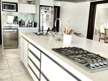 CASA EN VENTA - 6 AMB - PILETA - BARRIO EL REBENQUE - CANNING