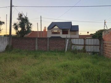 Lote En Barrio Residencial !!!