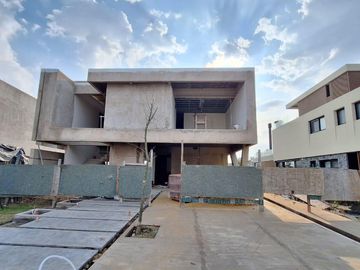 Casa en Venta en el Yacht Nordelta Tigre