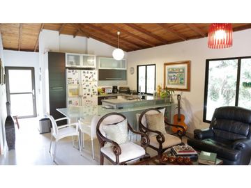 VENTA CASA CON LOTE SABANETA LA DOCTORA