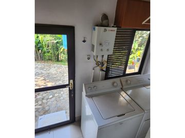 VENTA CASA CON LOTE SABANETA LA DOCTORA