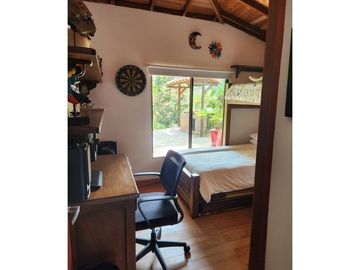 VENTA CASA CON LOTE SABANETA LA DOCTORA