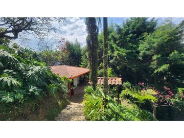 VENTA CASA CON LOTE SABANETA LA DOCTORA