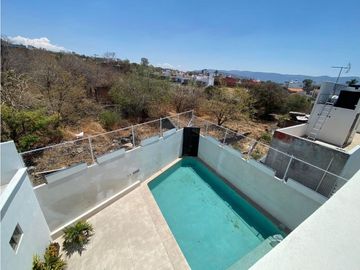 Casa  Nueva en Venta en Condominio Cerrado cerca Burgos Pocas Casas