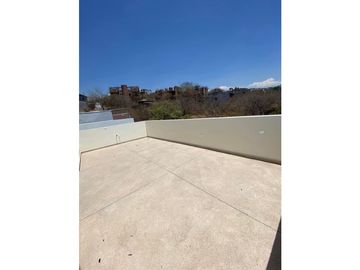 Casa  Nueva en Venta en Condominio Cerrado cerca Burgos Pocas Casas