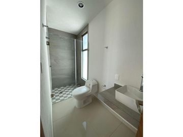 Casa  Nueva en Venta en Condominio Cerrado cerca Burgos Pocas Casas