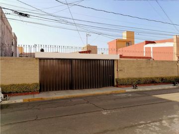 Casa en venta en Estrellas del Sur Priv 47 a sur, Puebla.