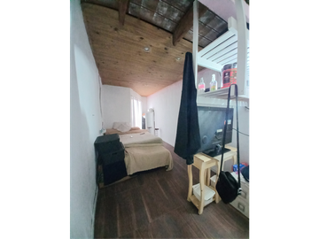 URGENCIA DE VENTA - CASA 3 AMB con PARQUE