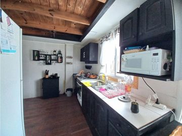 URGENCIA DE VENTA - CASA 3 AMB con PARQUE