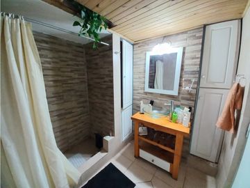 URGENCIA DE VENTA - CASA 3 AMB con PARQUE