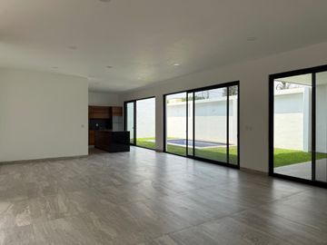 Casa nueva en venta en Delicias Cuernavaca con alberca y 3 recámaras