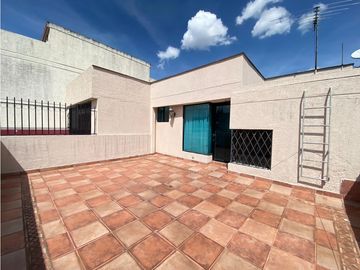 Solca, Casa en Venta, 324m2, 3 Habitaciones