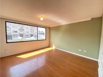 Solca, Casa en Venta, 324m2, 3 Habitaciones