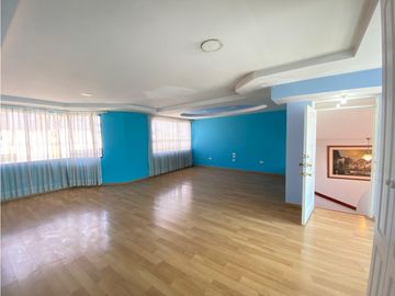 Solca, Casa en Venta, 324m2, 3 Habitaciones