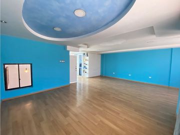 Solca, Casa en Venta, 324m2, 3 Habitaciones
