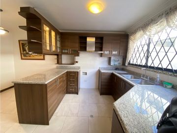 Solca, Casa en Venta, 324m2, 3 Habitaciones