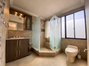 Solca, Casa en Venta, 324m2, 3 Habitaciones