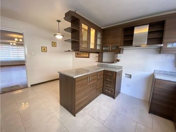 Solca, Casa en Venta, 324m2, 3 Habitaciones