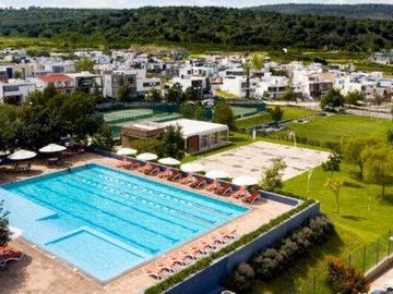 Terreno en  Los Robles residencial