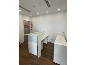 CONSULTORIO AMOBLADO CON RECEPCION EN SAN FRANCISCO OFFICE 77