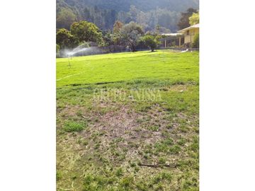 Oportunidad! Se Vende Terreno plano en Boquete