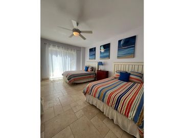 VENTA DE APARTAMENTO DE PLAYA EN BUENAVENTURA