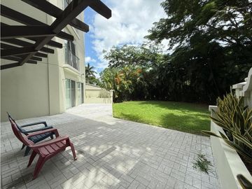 VENTA DE APARTAMENTO DE PLAYA EN BUENAVENTURA CON JARDIN PUNTA ARENA