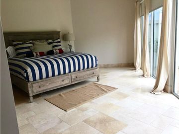 VENTA DE APARTAMENTO DE PLAYA EN BUENAVENTURA