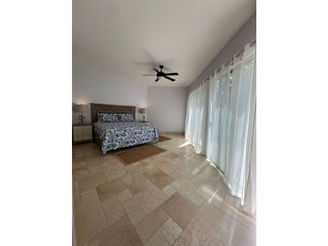 VENTA DE APARTAMENTO DE PLAYA EN BUENAVENTURA