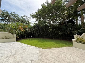 VENTA DE APARTAMENTO DE PLAYA EN BUENAVENTURA CON JARDIN PUNTA ARENA
