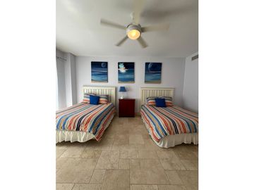 VENTA DE APARTAMENTO DE PLAYA EN BUENAVENTURA