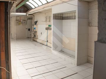 Local Comercial en Venta en Autopista central