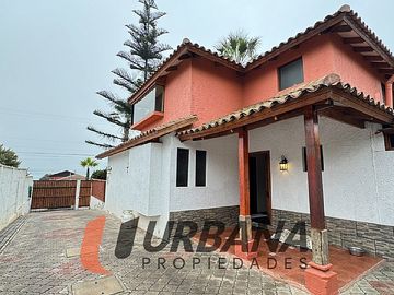 EXCLUSIVA RESIDENCIA EN SAN JOAQUÍN, LA SERENA