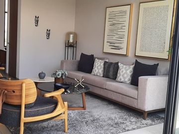 Casa nueva en venta en Toluca, en fraccionamiento con áreas verdes, privacidad y seguridad.