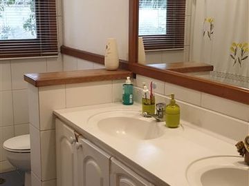 Casa en Venta en condominio cerrado cerca de Colegio Inglés, talca