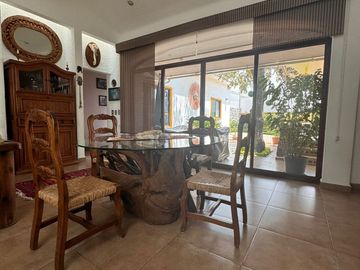 CASA EN VENTA ESCRITURADA EN TEPOZTLÁN, MORELOS, A 3 MINUTOS DE LA CASETA DE TEPOZTLÁN.