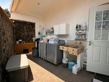 CASA EN VENTA ESCRITURADA EN TEPOZTLÁN, MORELOS, A 3 MINUTOS DE LA CASETA DE TEPOZTLÁN.