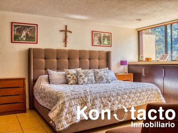 CASA EN VENTA EN LOMAS DE LAS ÁGUILAS