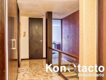 CASA EN VENTA EN LOMAS DE LAS ÁGUILAS