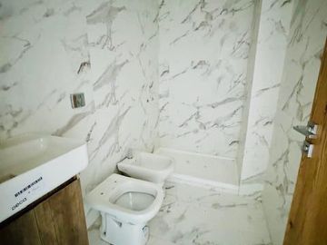 Departamento en  Venta 3 ambientes Ramos Mejía, Balcón con parrilla