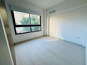Departamento en  Venta 3 ambientes Ramos Mejía, Balcón con parrilla