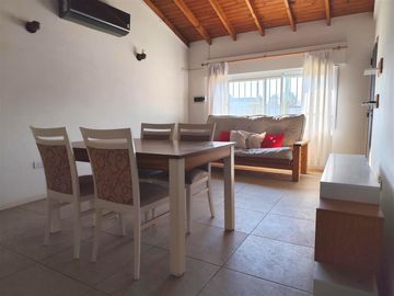 PEQUEÑA CASA A LA VENTA-ESCOBAR